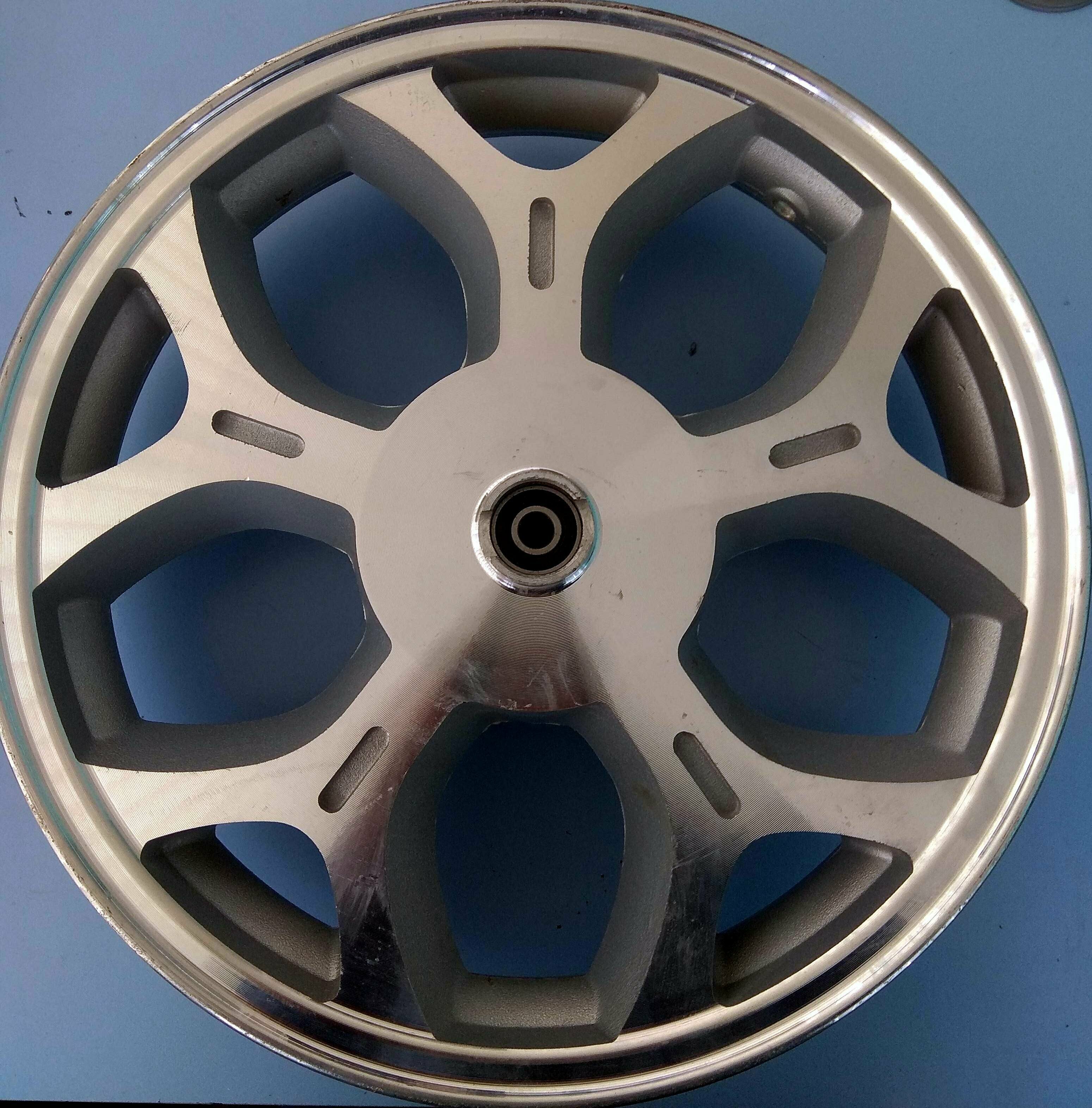 фото Диск колесный R14 передний 2.50-14, литой, под дисковый тормоз диск. 3*70