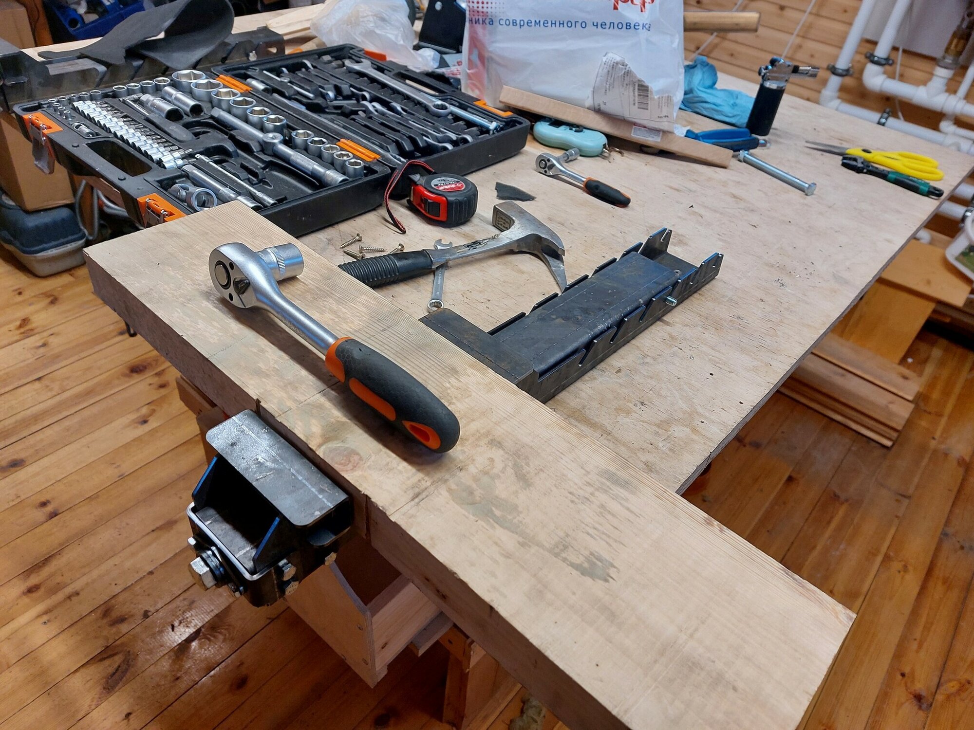 фото Тиски столярно-слесарные модель 02 неокрашеные