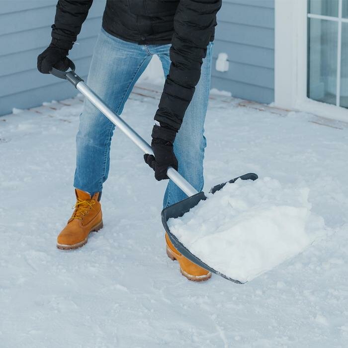 Лопата пластиковая, ковш 380 × 380 мм, морозостойкая, с алюминиевой планкой, алюминиевый черенок, «Снежинка» - фотография № 7