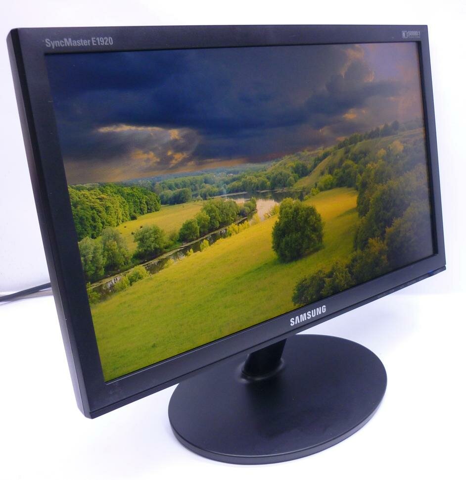 Монитор 18.5" Samsung SyncMaster E1920N