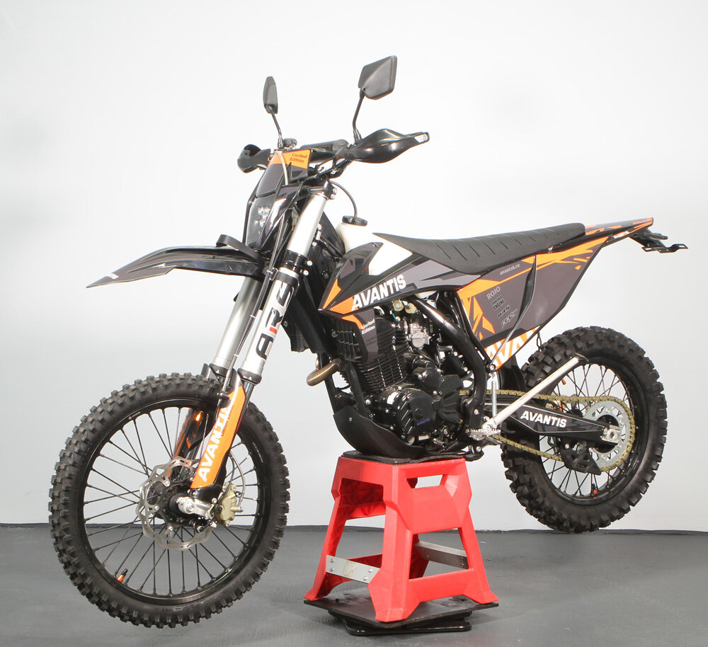 Мотоцикл Avantis Enduro 250 Carb Nibbi Exclusive (CB250-F/172FMM Design KTM черный) ARS с ПТС