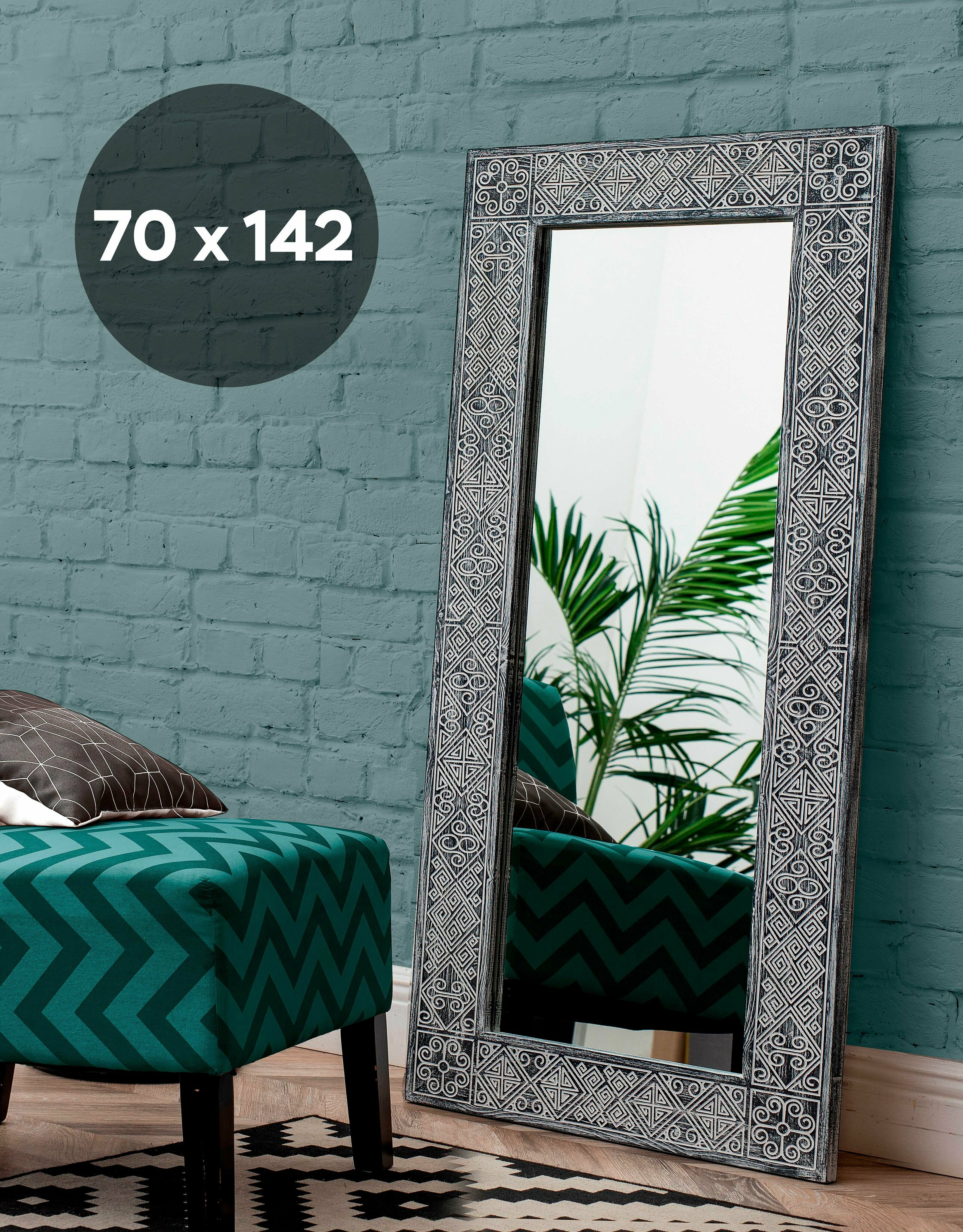 Настенное зеркало в раме Papua Black 70x142 см, для спальни, гостиной, в прихожую, в полный рост - фотография № 1