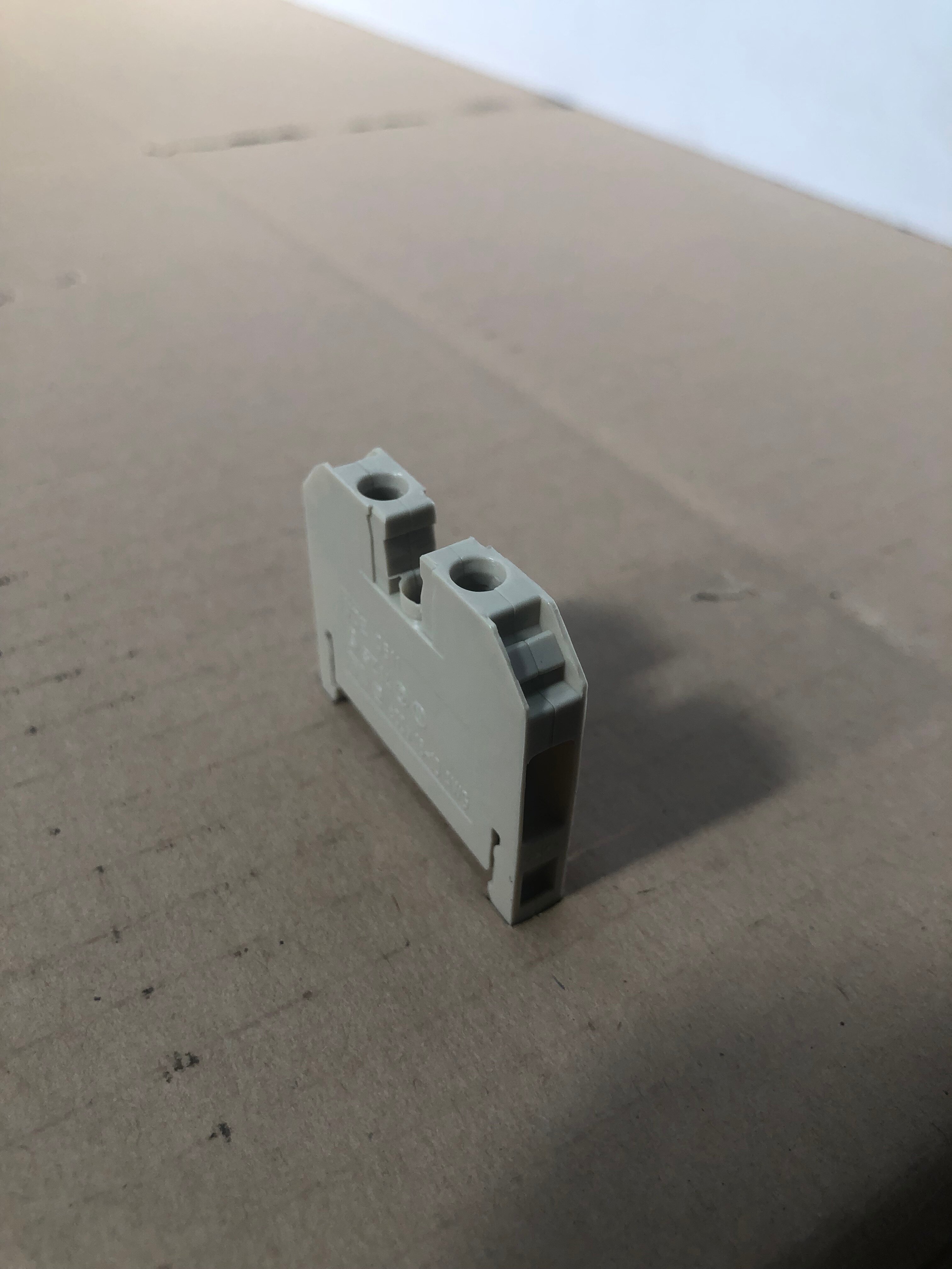 фото Клемма термопластиковая SIEMENS 8WA1 011-1DG11