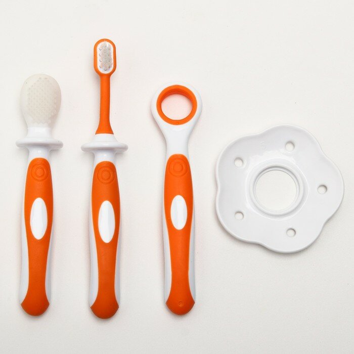 Набор детских зубных щёток-массажеров (силикон-нейлон), с ограничителем, цвет оранжевый. В наборе 1шт.