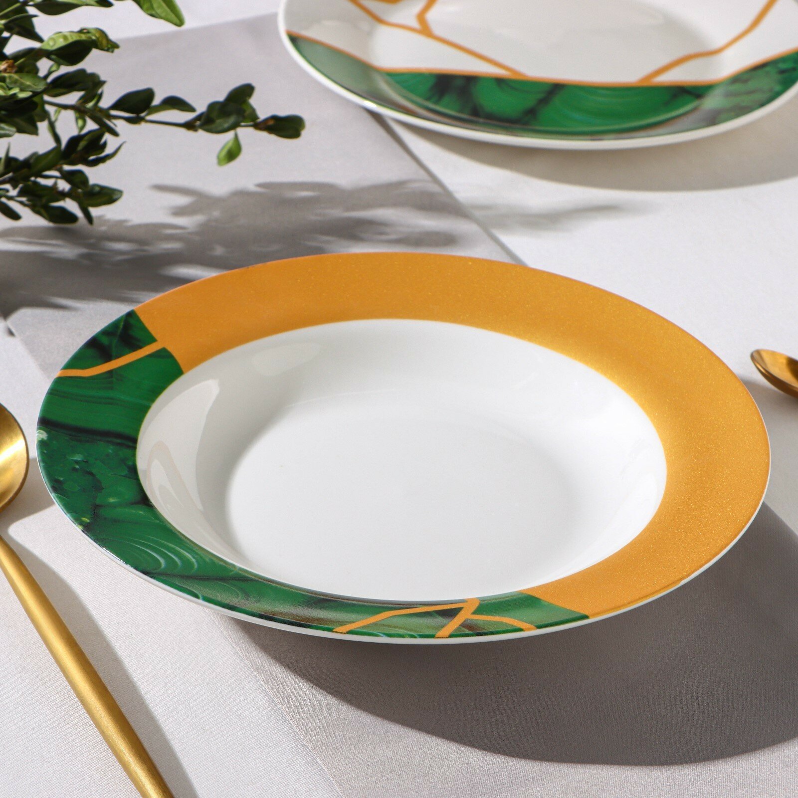 фото Тарелка фарфоровая глубокая Доляна «Малахитовая шкатулка», 340 мл, d=20 см