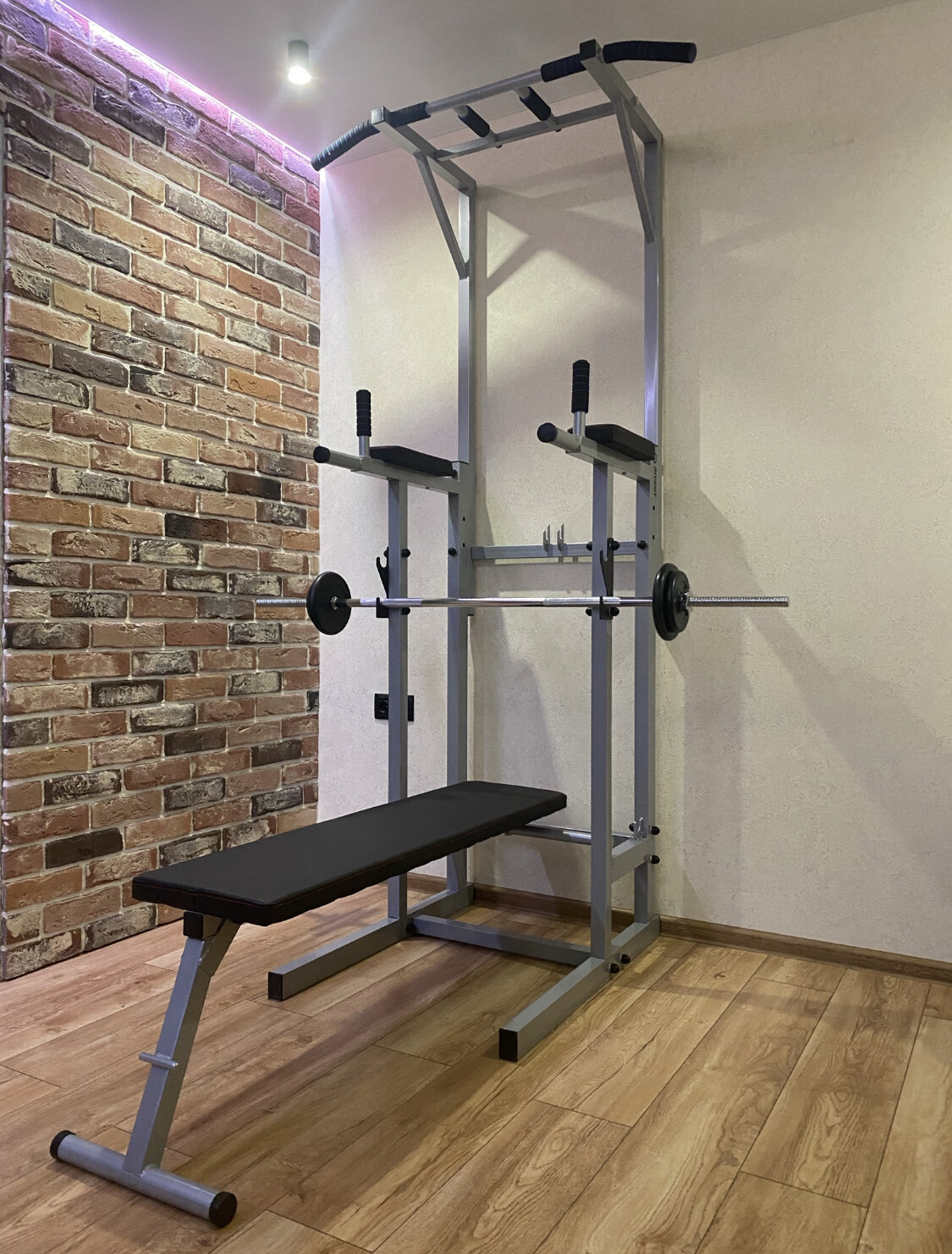 фото Напольный тренажер турник 4 в 1 брусья пресс скамья