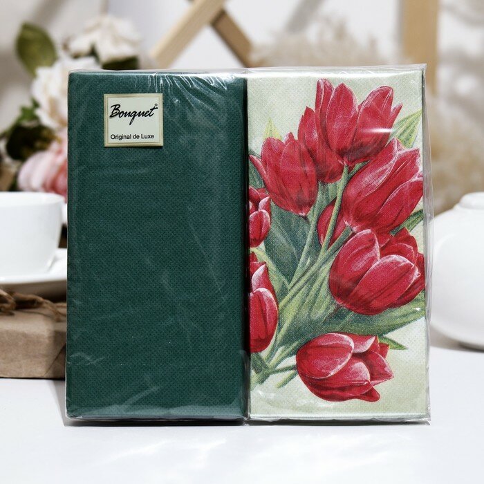 Салфетки бумажные Bouquet de Luxe "Тюльпаны на зеленом"с зеленым, 2 слоя,33x33, 20 листов - фотография № 1