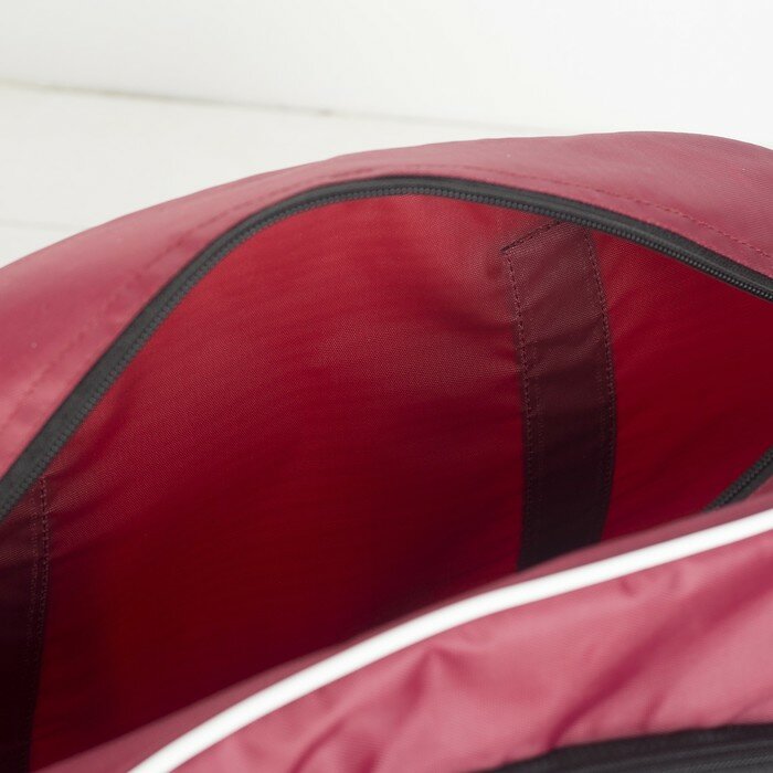 Сумка спортивная, отдел на молнии, наружный карман, длинный ремень, цвет бордовый - фотография № 3