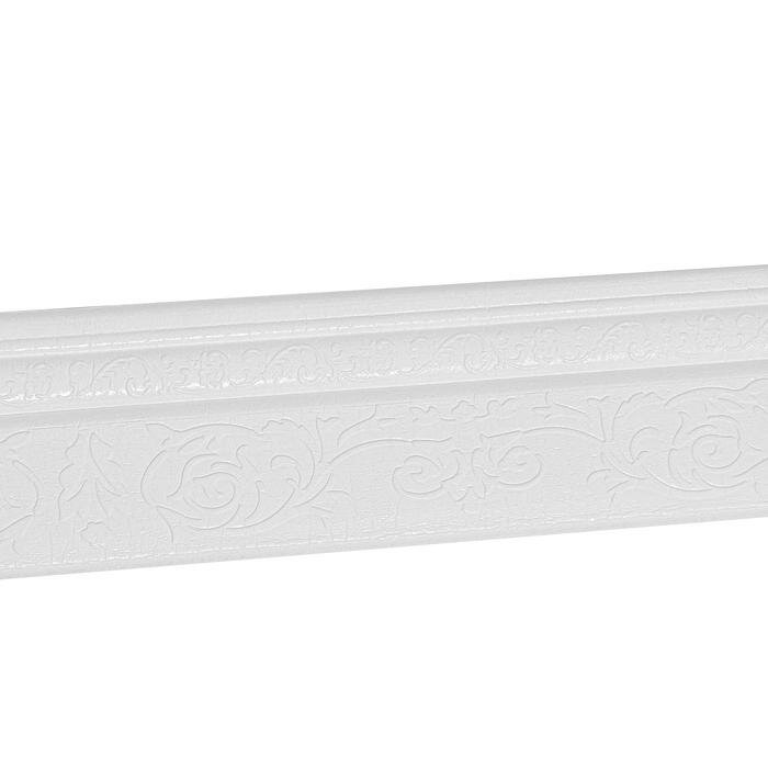 Самоклеящийся ПВХ плинтус 3D белый с узором, 2,3м - фотография № 1