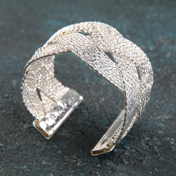 Кольцо для салфетки "Коса", 5х3 см, цвет серебряный - фотография № 2