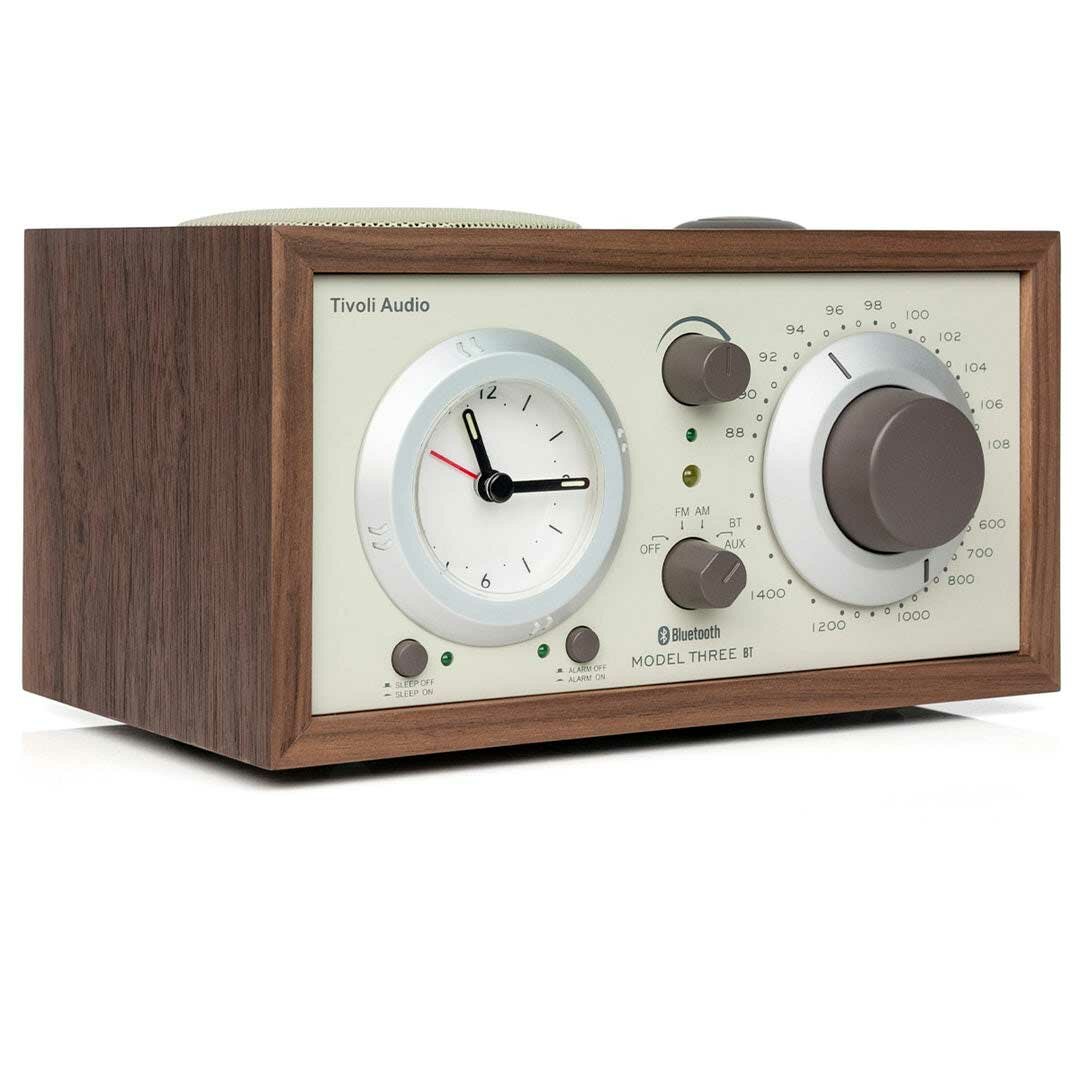 Радио-часы Tivoli Model Three BT Classic Walnut