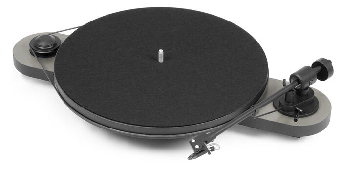 Проигрыватель Pro-Ject Elemental OM-5e Silver-Black