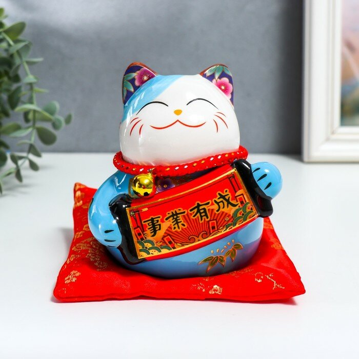 фото Копилка керамика "Манэки-нэко синий с гармонью" 9х8х11 см