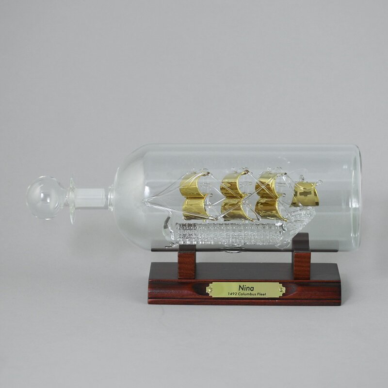 Модель корабля в бутылке Nina - фотография № 3
