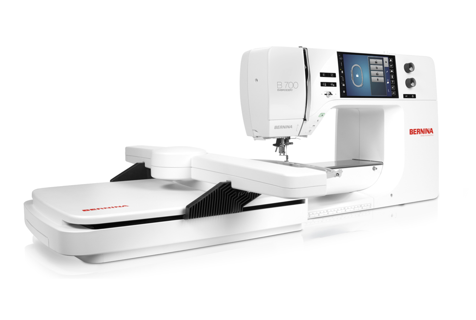 Вышивальная машина Bernina B700