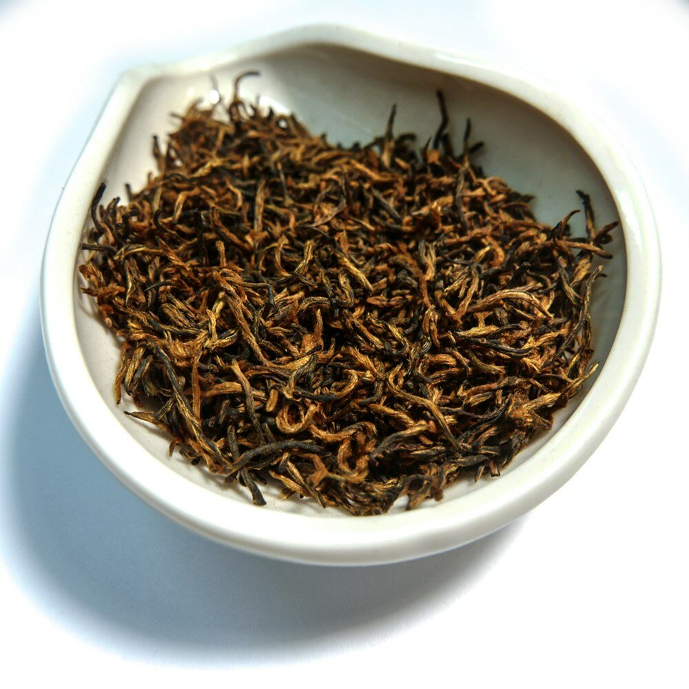 Чёрный (китайский красный) чай "Цзинь Цзюнь Мэй Премиум" (золотые изогнутые брови) 50 гр - фотография № 2