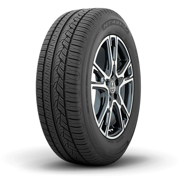 Летние шины Nitto NT421Q 245/45 R20 103W