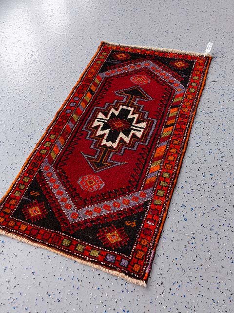 фото Турецкий ковер из шерсти прикроватный 6615