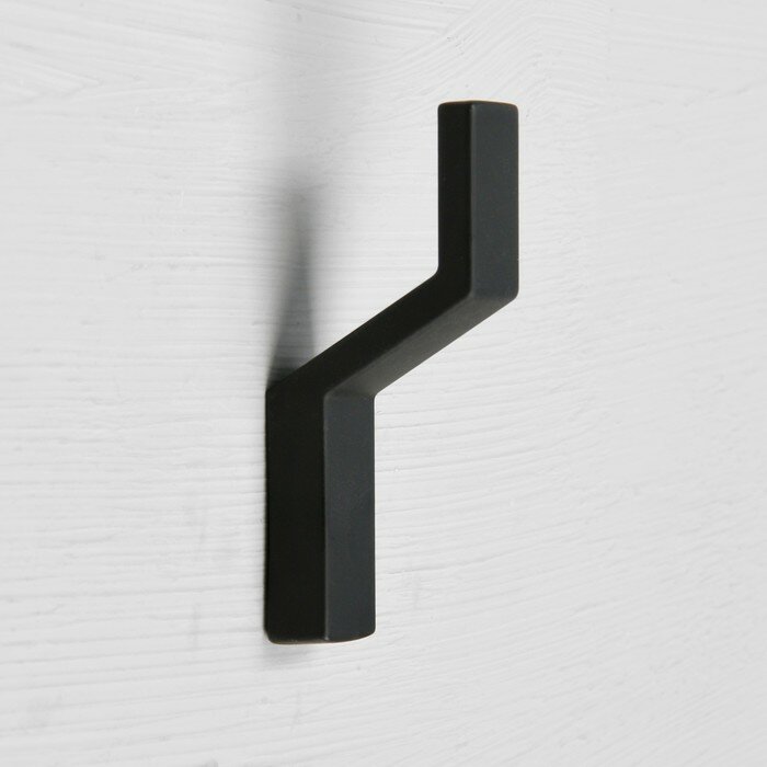 Крючок мебельный CAPPIO, однорожковый, цвет черный - фотография № 1