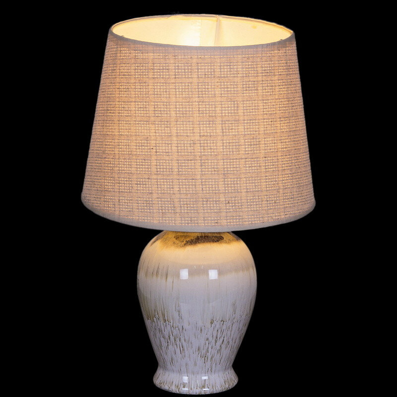 Настольная лампа с абажуром Reluce E14 16555-0.7-01DY