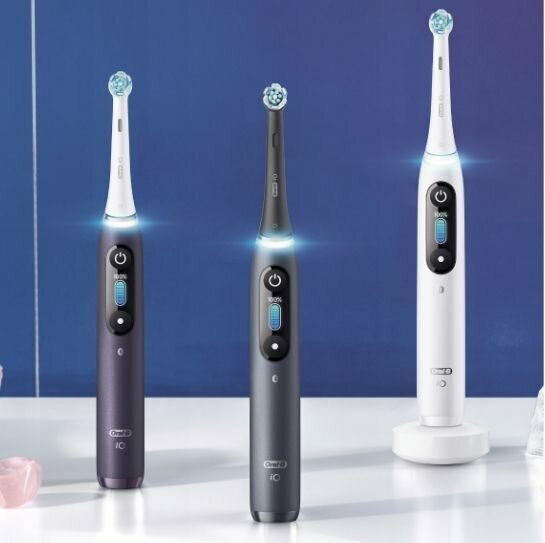 Электрическая зубная щетка Oral B iO Series 8N Special Edition, фиолетовый - фотография № 3