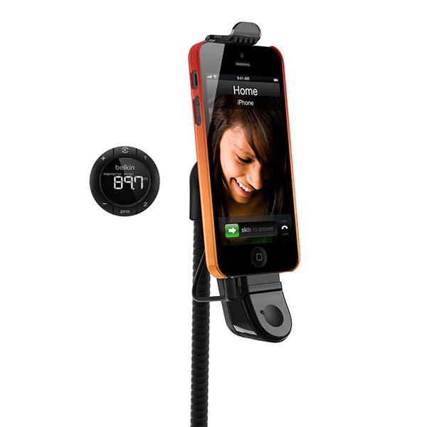Belkin Автодержатель + FM трансмиттер + ЗУ Belkin TuneBase Hands-Free FM для iPhone 5/5S черный F8J034VF