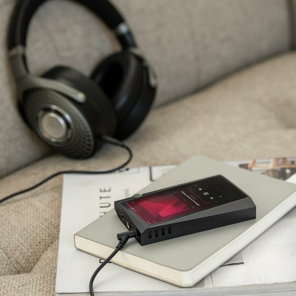 Портативный Hi-Fi-плеер Astell Kern SR35 Black