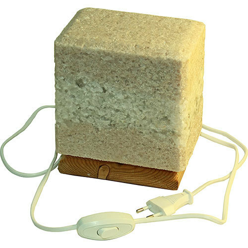 фото Соляная лампа из крымской розовой соли, на деревянной подставке