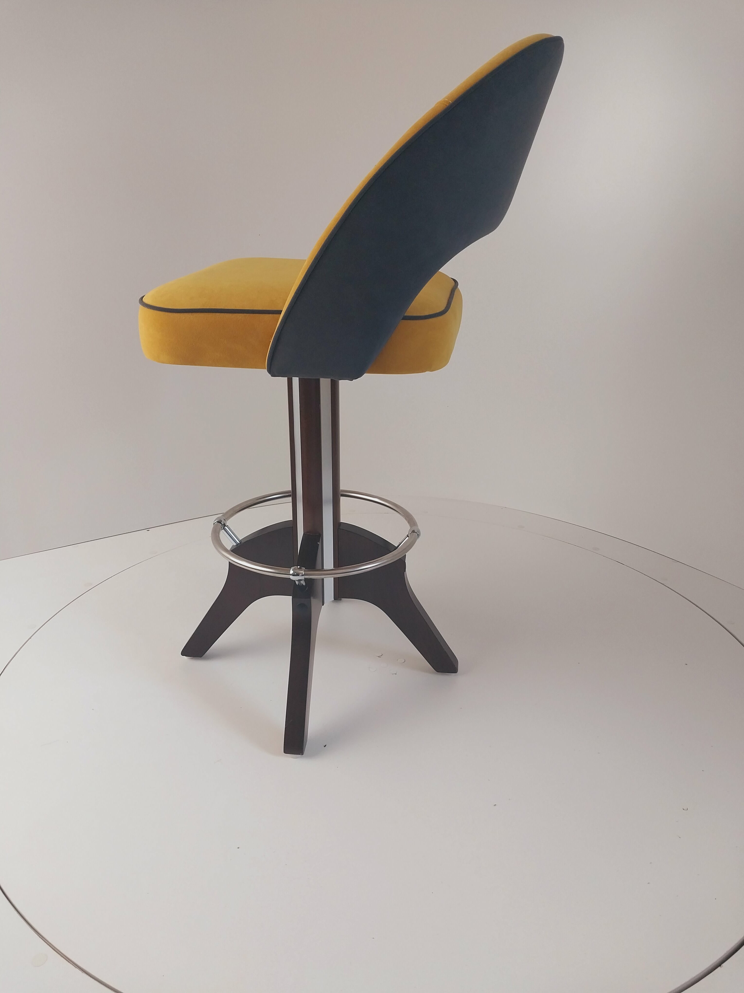 Барный стул СТ101MELGRA для салона бара кафе пабов. Желтый графит ножка коричневая. - фотография № 2