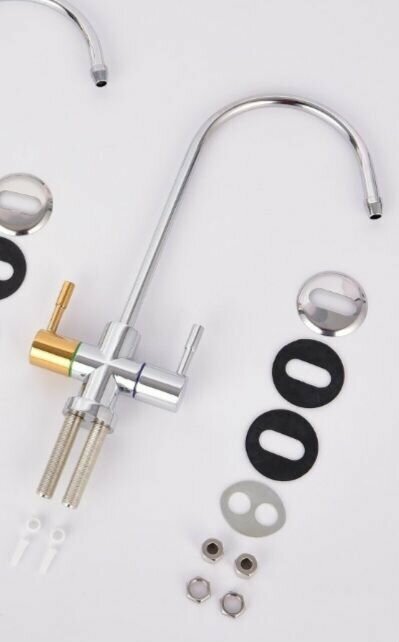 фото Кран для чистой питьевой воды, c двумя вентилями, совместим со всеми бытовыми фильтрами для воды с подсоединением 1/4"(6мм) трубка, нержавеющая сталь