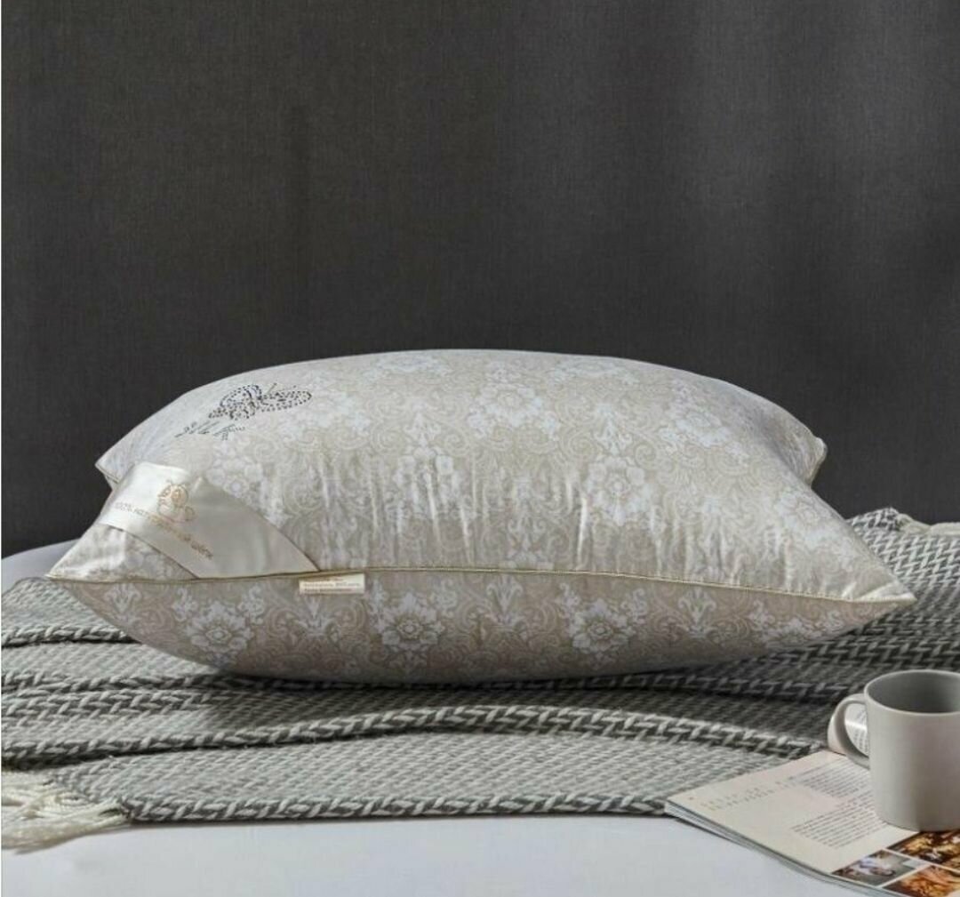 фото Шелковая подушка