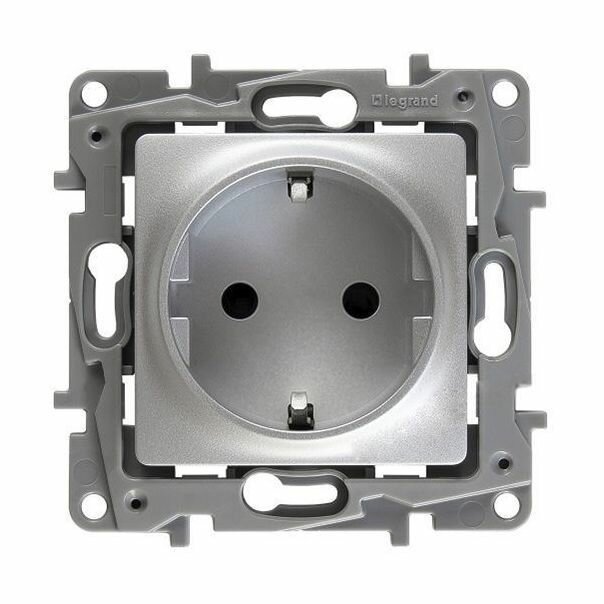 фото Розетка скрытой установки одноместная с заземлением 16А алюминий Etika Legrand