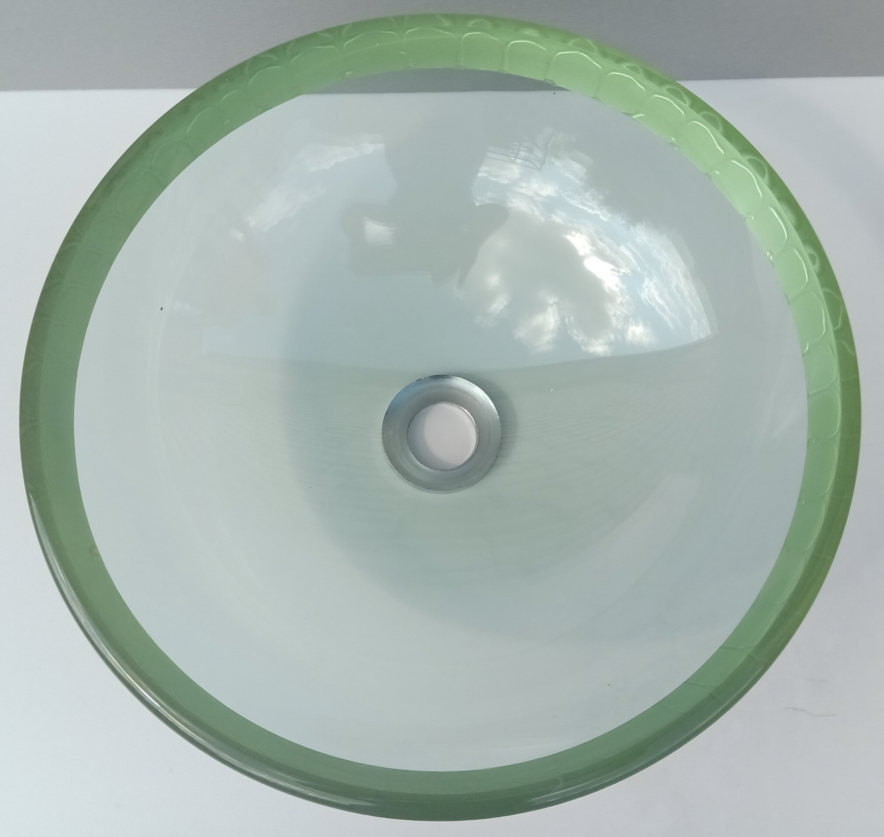 Накладная стеклянная раковина чаша (умывальник) прозрачная с зеленым бортиком - фотография № 2