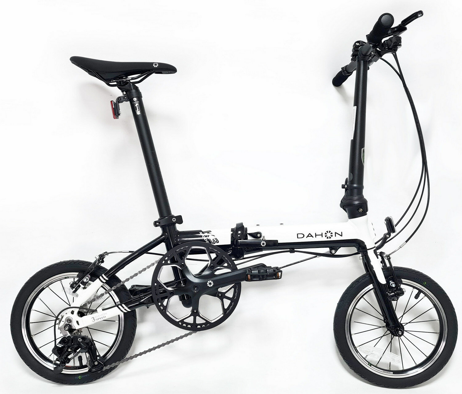 Складной велосипед Dahon K3 год 2021 цвет Белый-Черный