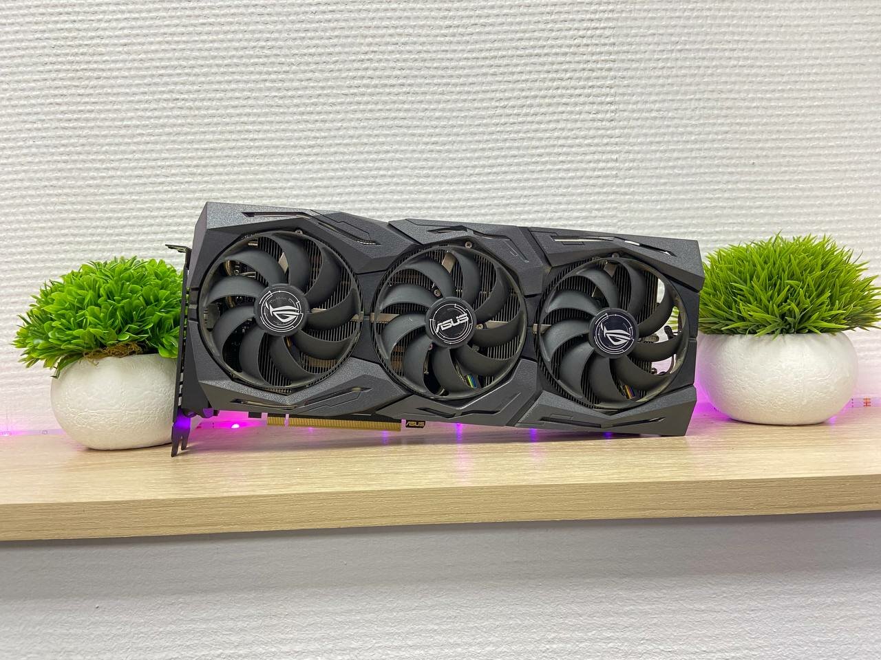 Видеокарта ASUS ROG Strix GeForce RTX 2080 8GB (ROG-STRIX-RTX2080-8G-GAMING), OEM