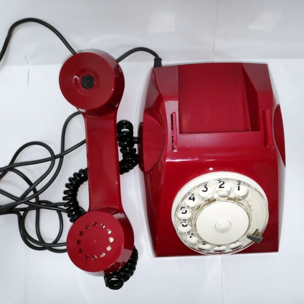Телефон проводной дисковый VEF TA-68 (цвет-вишнёвый/ткрасный) СССР-198288гв механический звонок