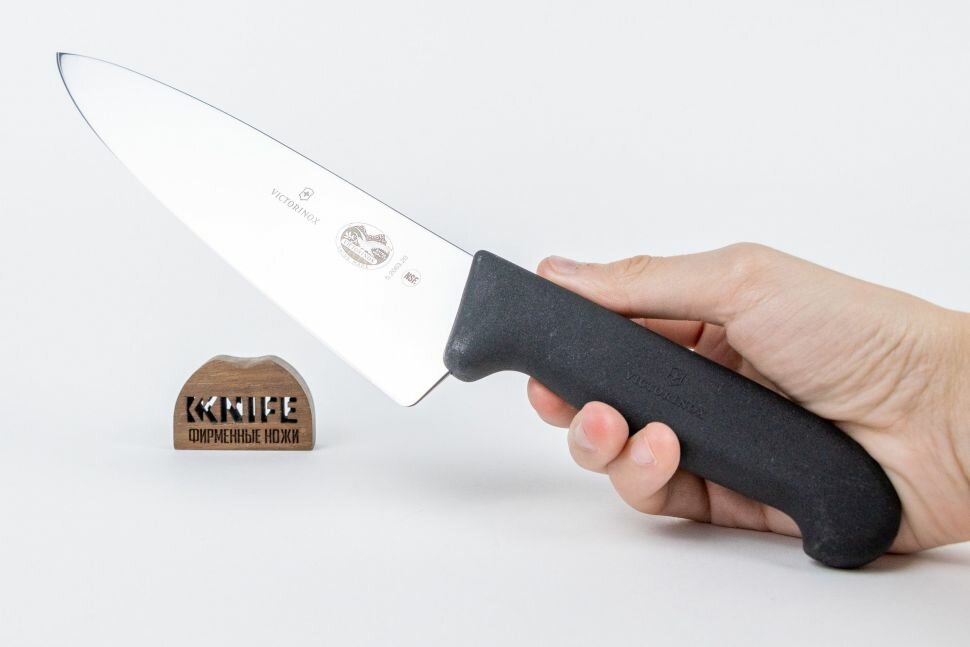 Нож для разделки мяса "5.2063.20" X50CrMoV15 Fibrox от Victorinox
