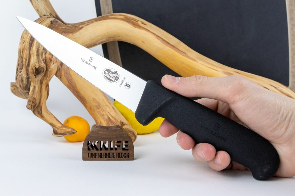 Нож для разделки мяса X50CrMoV15 Fibrox 5.5603.16 от Victorinox