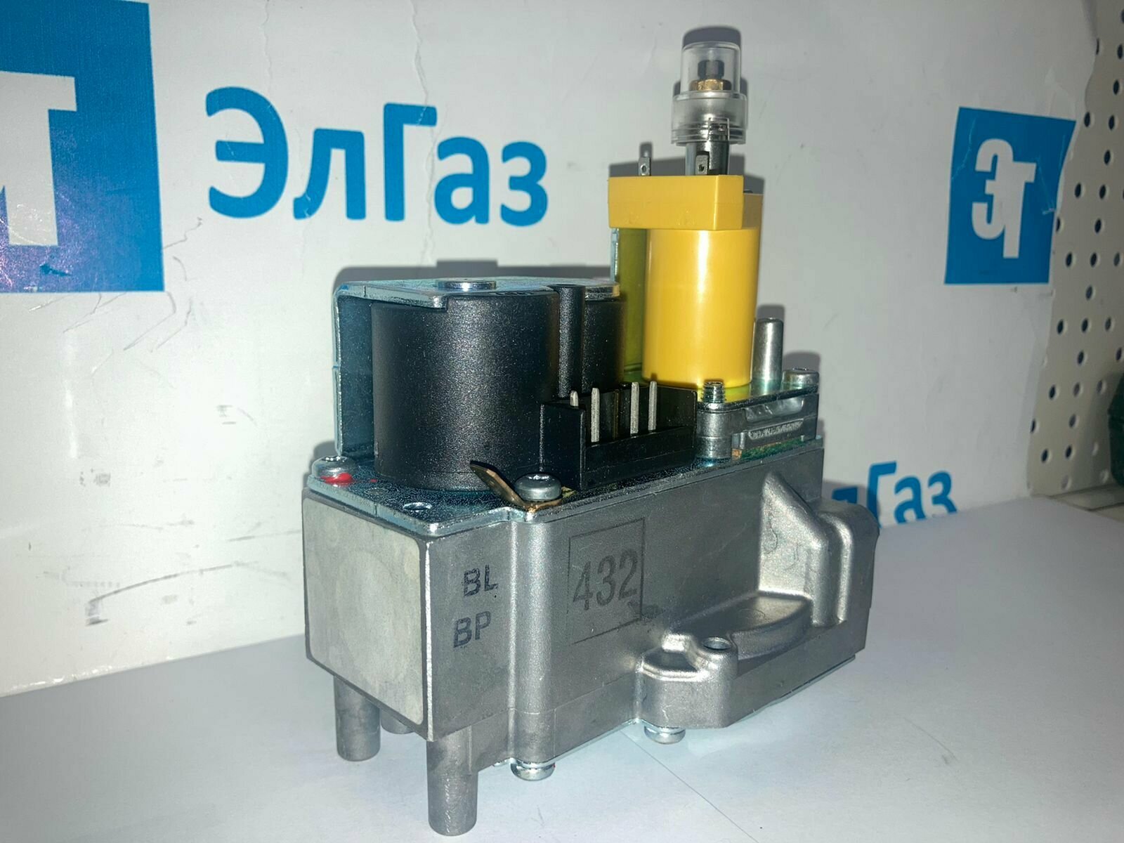 Газовый клапан для котла Baxi ECO (Бакси ЭКО), MAIN, Luna HONEYWELL VK4105M