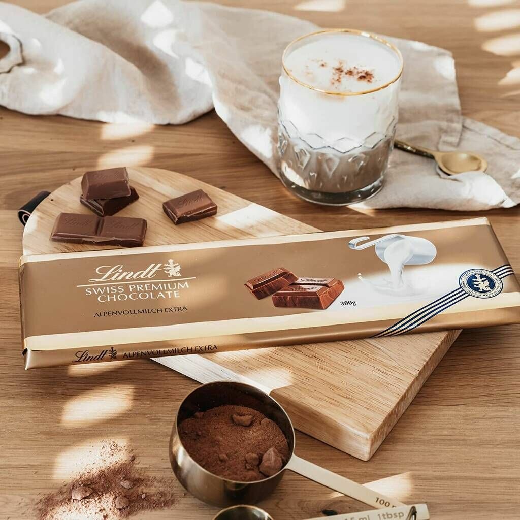Шоколад Lindt Gold Swiss Premium Milk Chocolate / Линд Премиум Молочный, 300 гр (Швейцария) - фотография № 2
