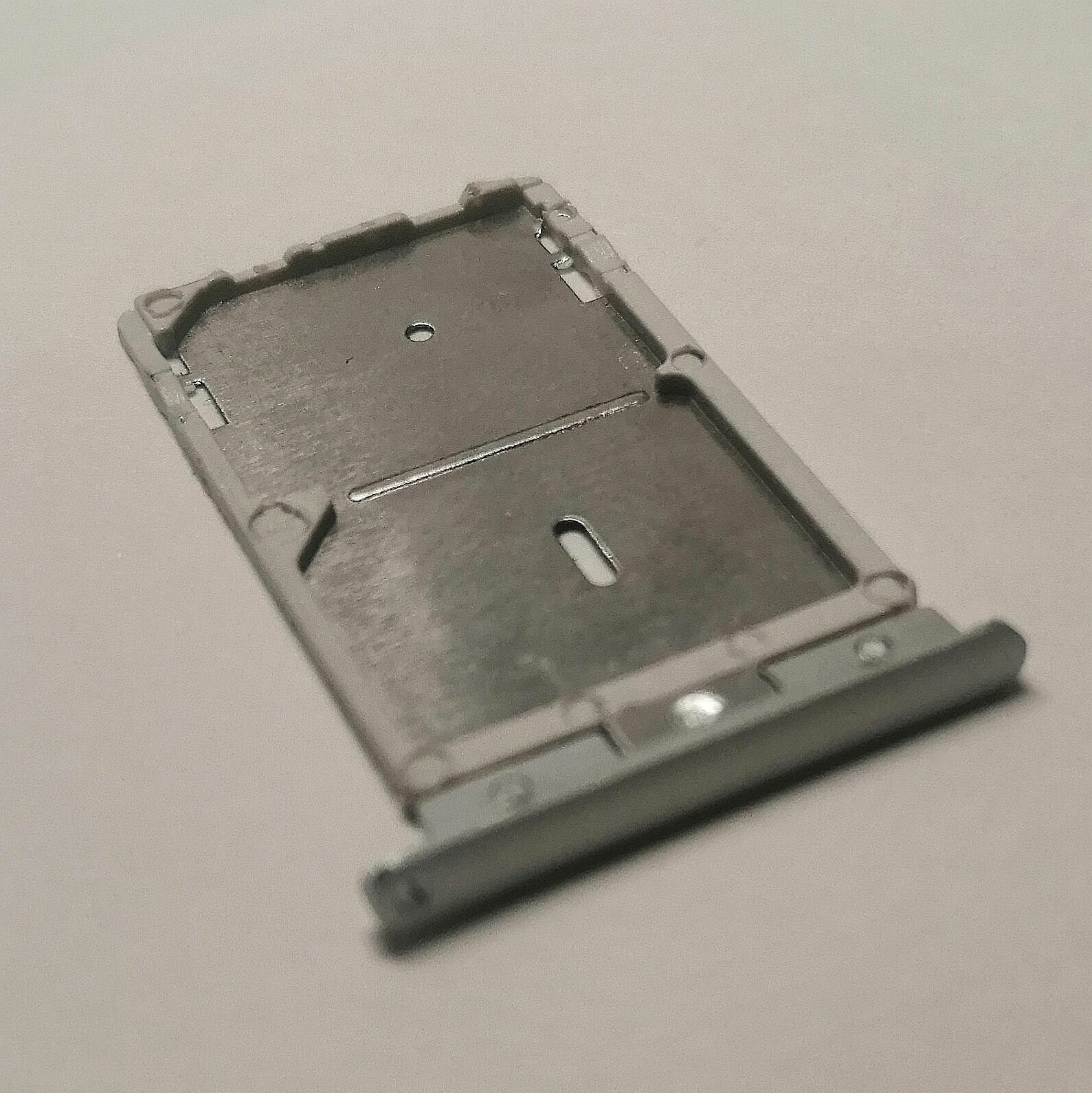 Лоток SIM карты для Xiaomi Redmi Note 3 серебристый
