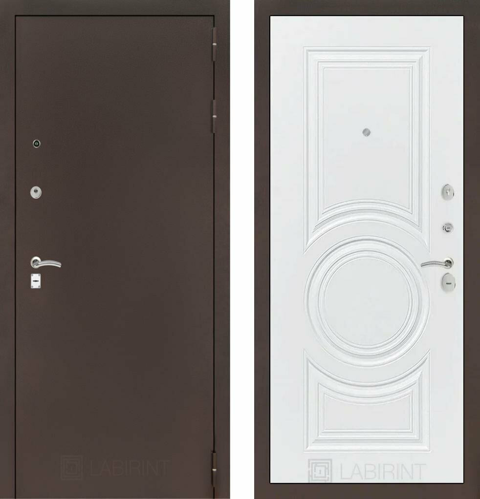 Дверь входная (стальная, металлическая) Labirint Classic "Антик медный" 23 "Белый софт"