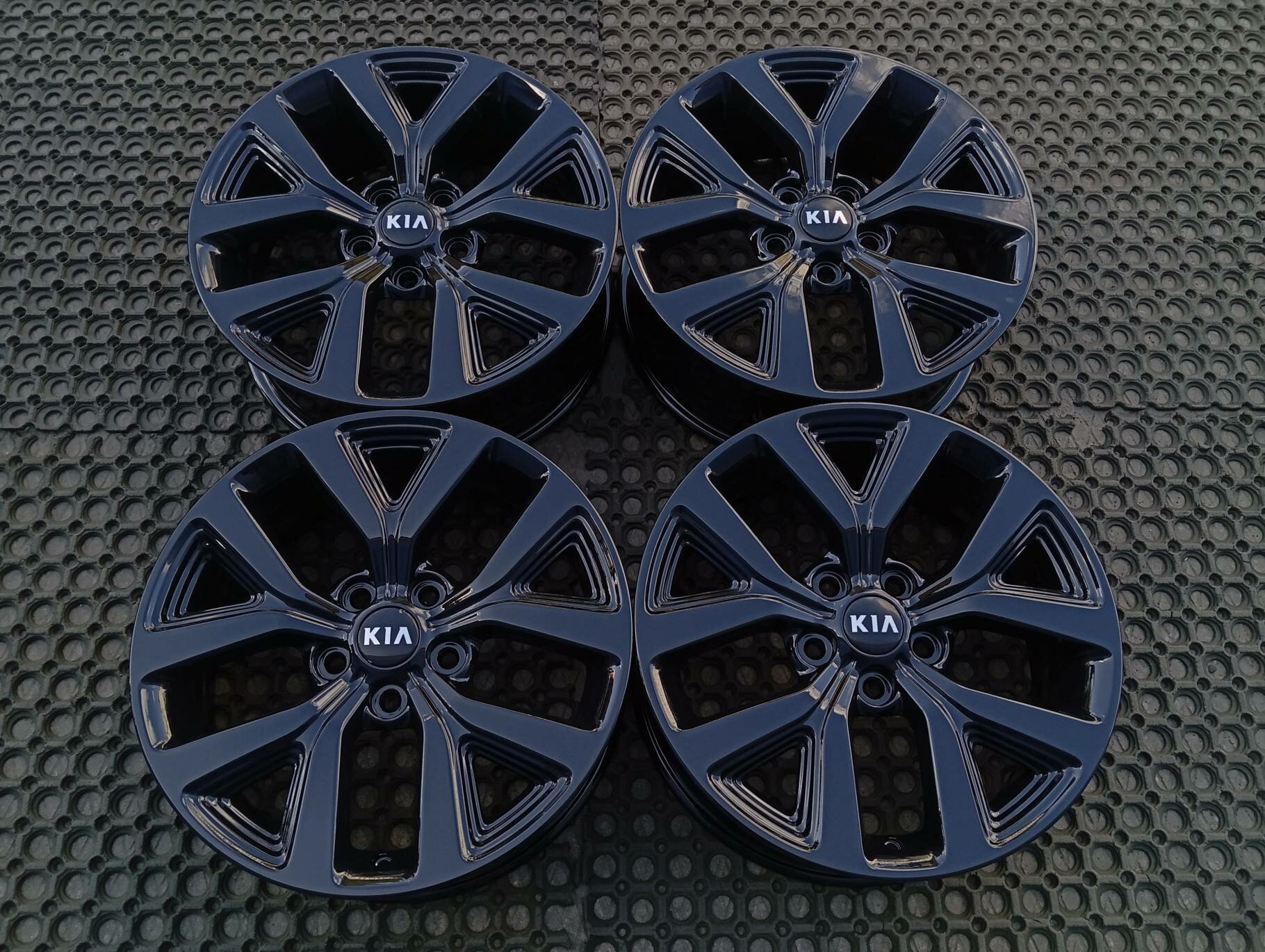 Комплект Колесных Дисков 4шт Kia Sportage III 6.5x17/5х114.3 D67.1 ET40