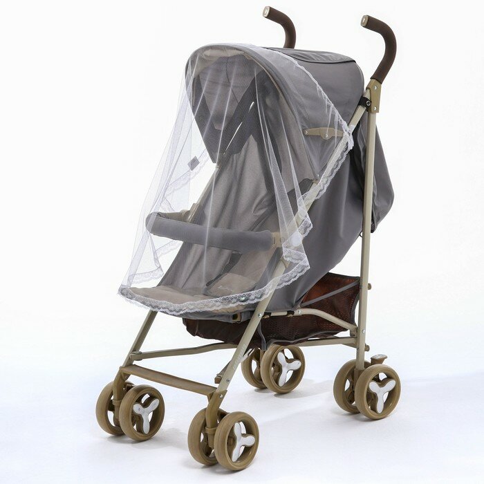 фото Москитная сетка с кружевами