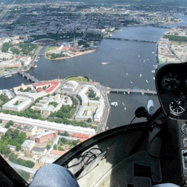 EMOTIONCITY Сертификат Полёт на вертолете над Санкт-Петербургом