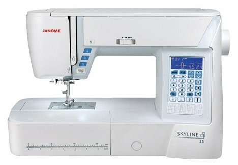 Швейная машинка Janome SKYLINE S3