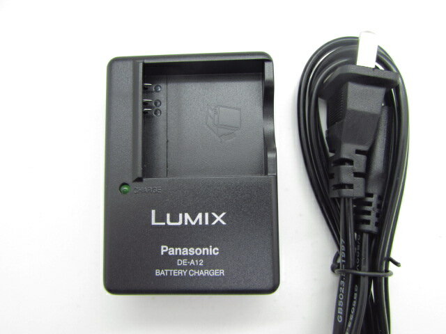 Зарядное устройство MyPads от сети DMW-BCK7E для аккумуляторных батарей DE-A12 фотоаппарата Panasonic Lumix DMC-FH7/ FP5/ FP7/ FS14/ FS16/ FS18/ FS28