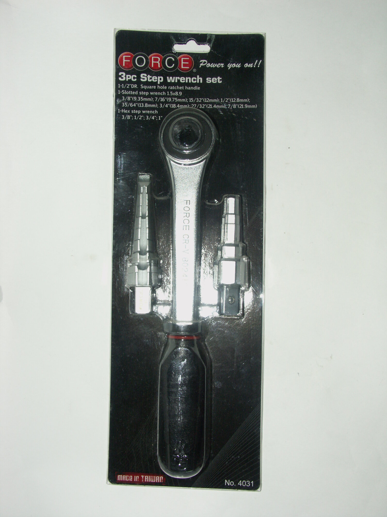 фото 1/2" Набор трещотка с внутренними отвертками-квадратами (американка) 3 предм FORCE. 4031