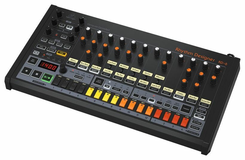 Behringer RD-8 MKII аналоговая драм-машина, 16 оригинальных ударных, 64-шаговый степ-секвенсор, Wave Designer