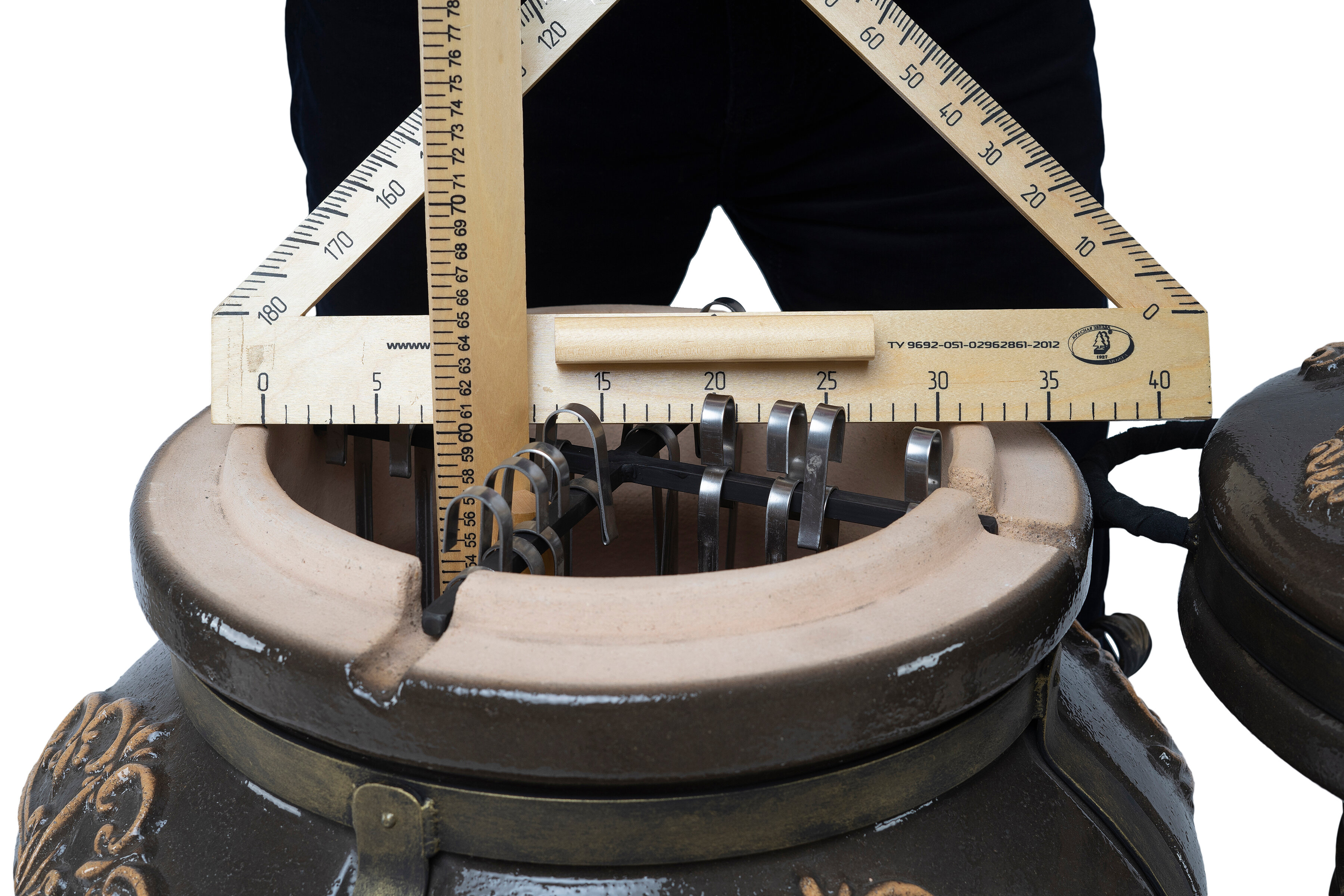 ЭКО Тандыр Гранд - Чёрный (глянцевый) с откидной крышкой и двумя металлическими столами - фотография № 8